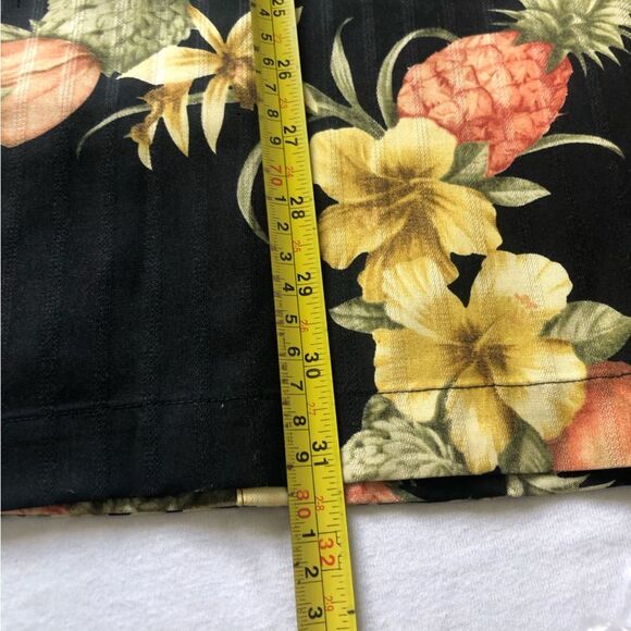 Tommy Bahama 100% Silk XL Pineapple Print Hawaiian Shirt Cruise Resortwear - Picture 7 of 7
